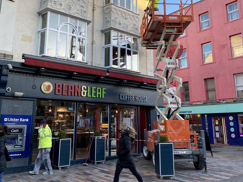 Bean & Leaf Cafe Outside