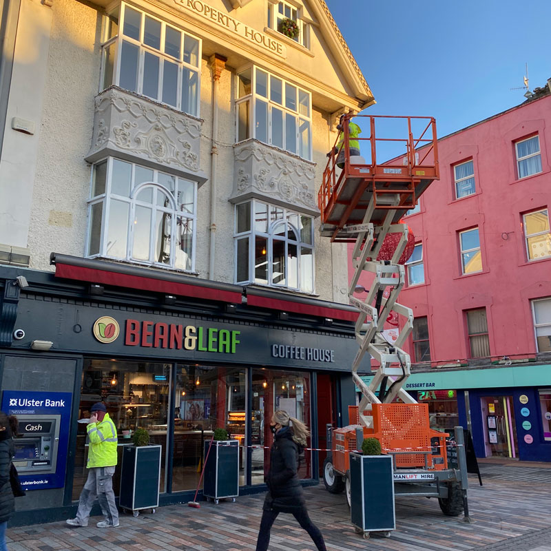 Bean & Leaf Cafe Outside